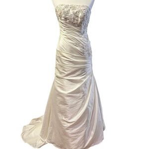 David's Bridal White Wedding Gown Dress T9397 Size 6‎ NWT